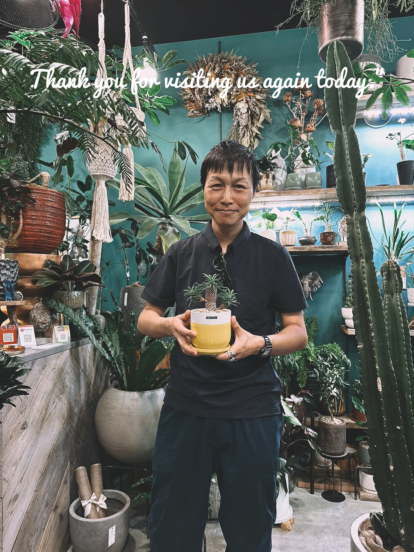 【こだわりの植物と鉢のお店、植物専門店バーレルプランツ】