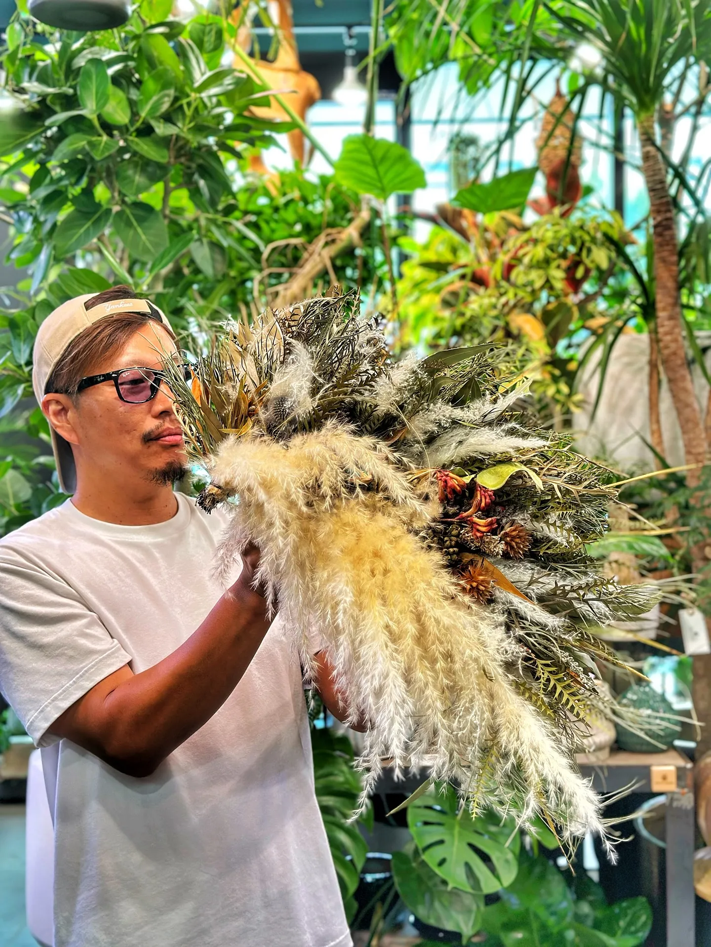 【こだわりの植物とこだわりの鉢のお店、植物専門店barrel...