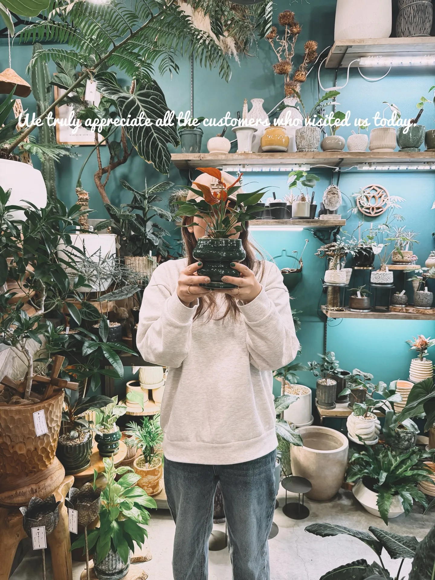 「店内をアップデート。