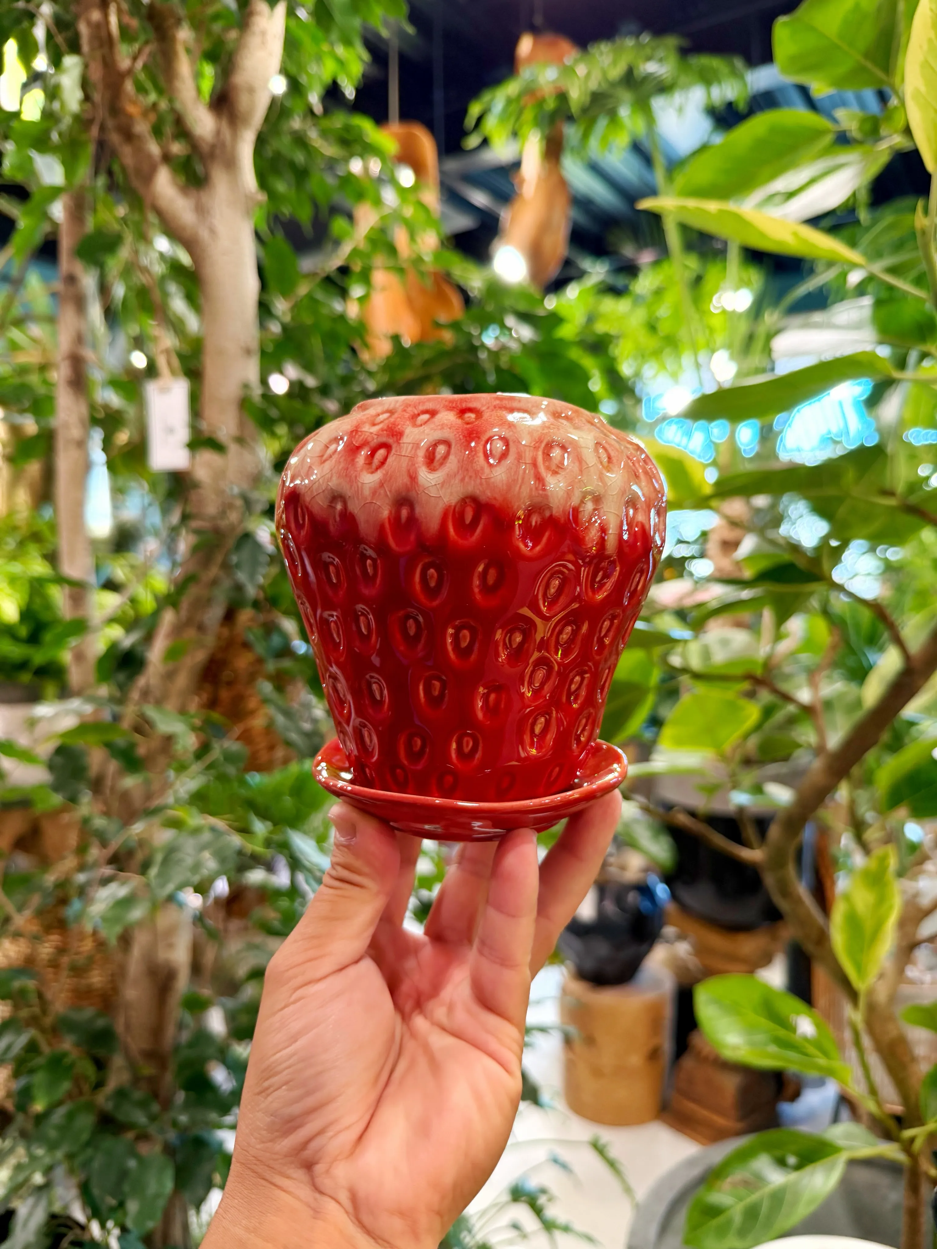 植物だけじゃ、完成しない。